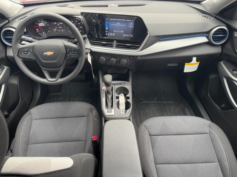 Chevrolet Trax Vehicle Image 06