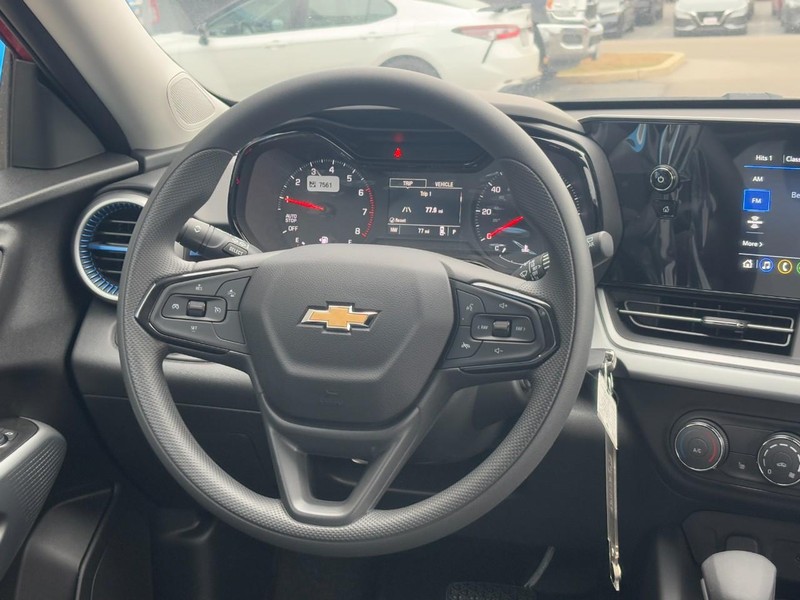 Chevrolet Trax Vehicle Image 07