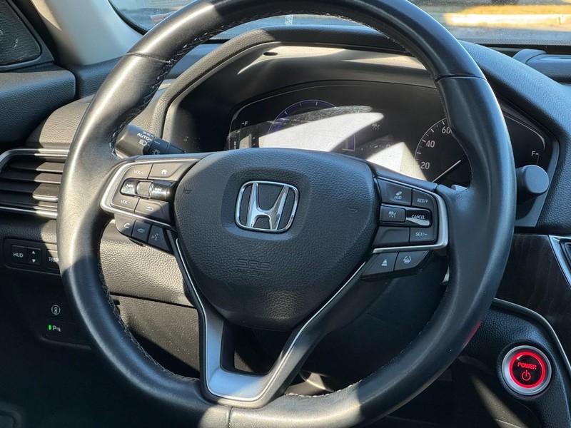 Honda Accord Hybrid Vehicle Image 12