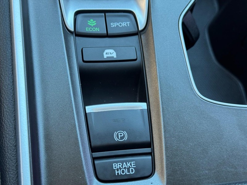 Honda Accord Hybrid Vehicle Image 23