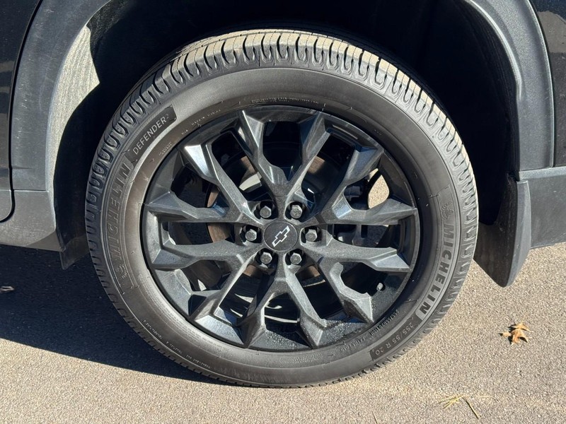 Chevrolet Traverse Vehicle Image 05