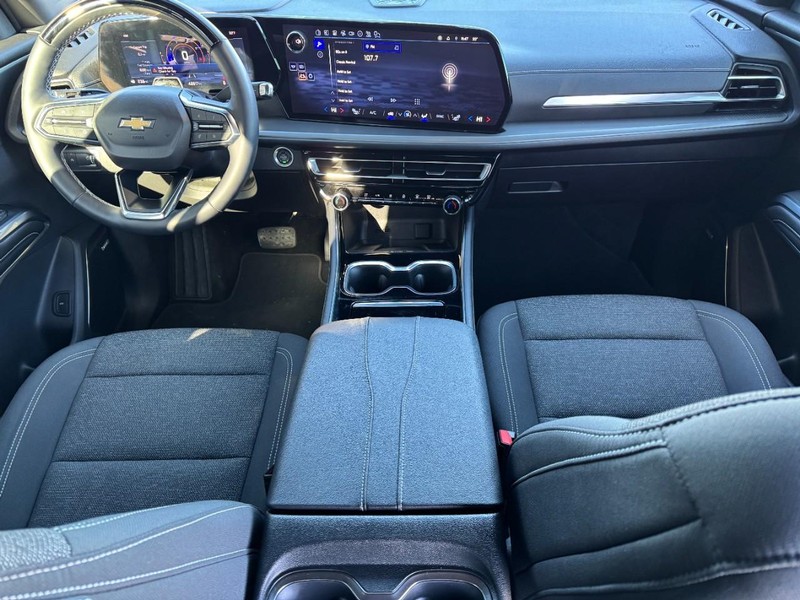 Chevrolet Traverse Vehicle Image 10