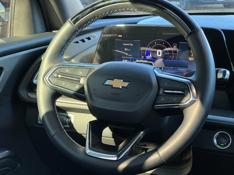 Chevrolet Traverse Vehicle Image 11