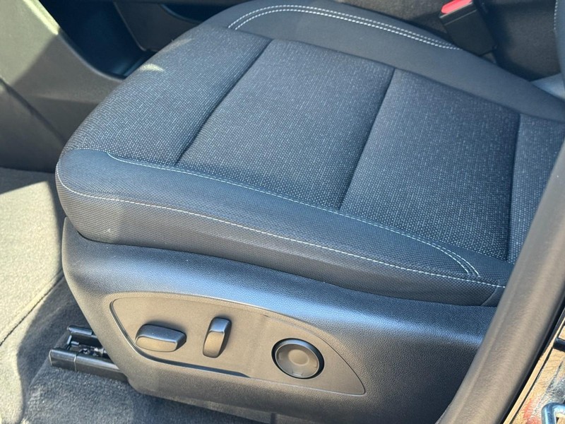 Chevrolet Traverse Vehicle Image 23