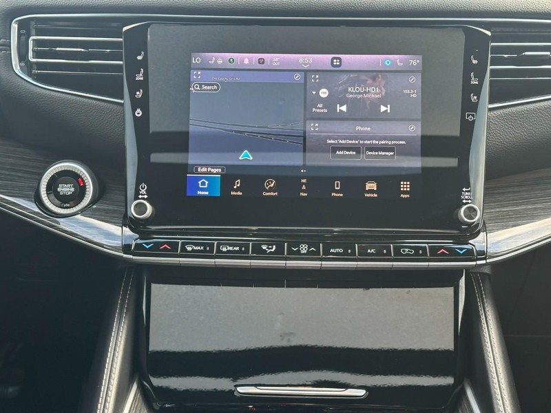 Jeep Wagoneer Vehicle Image 16