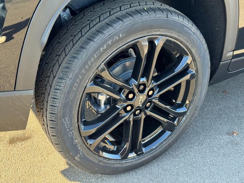 Chevrolet Traverse Vehicle Image 04