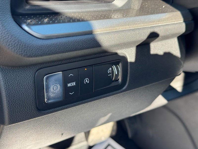 Chevrolet Traverse Vehicle Image 12