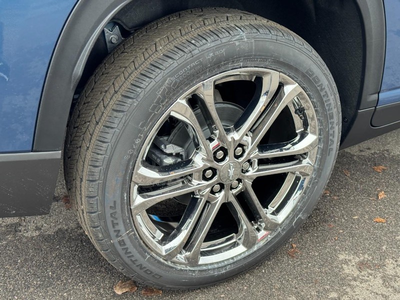 Chevrolet Traverse Vehicle Image 04