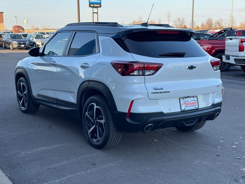 Chevrolet TrailBlazer Vehicle Image 06