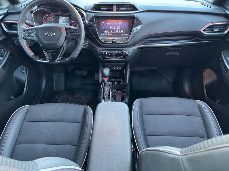 Chevrolet TrailBlazer Vehicle Image 12