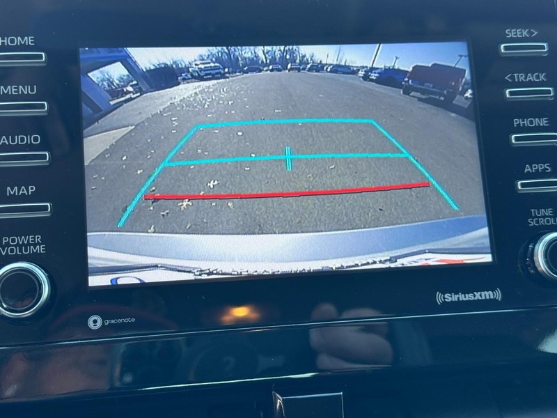 Toyota Camry Vehicle Image 19