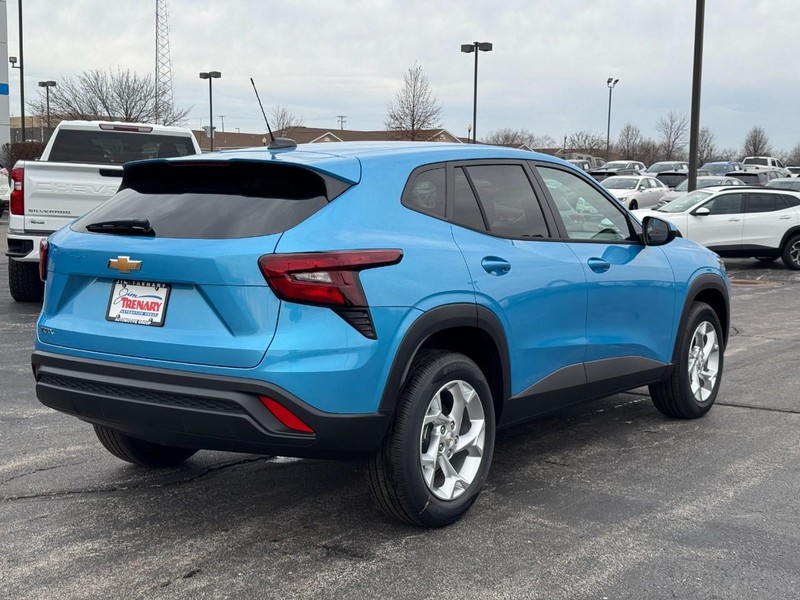 Chevrolet Trax Vehicle Image 03