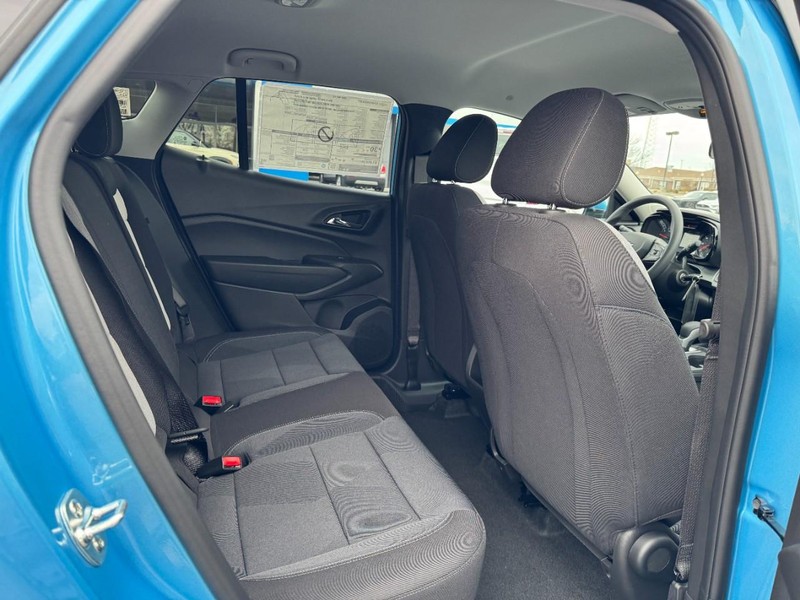 Chevrolet Trax Vehicle Image 05