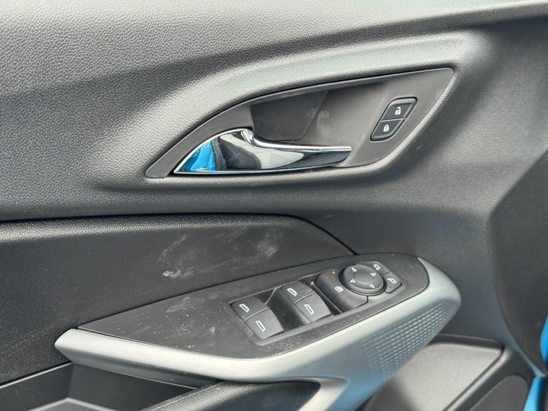 Chevrolet Trax Vehicle Image 10