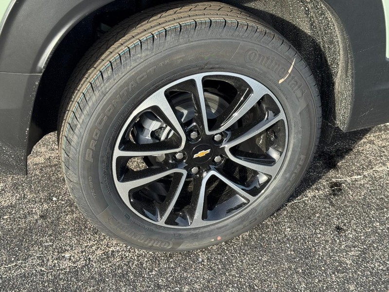 Chevrolet TrailBlazer Vehicle Image 04