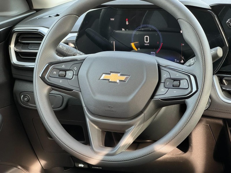 Chevrolet TrailBlazer Vehicle Image 07