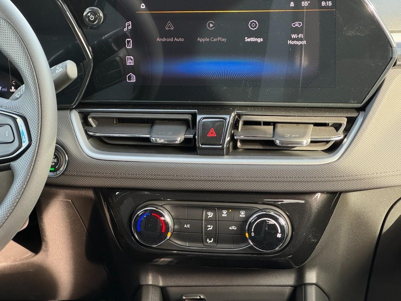 Chevrolet TrailBlazer Vehicle Image 08