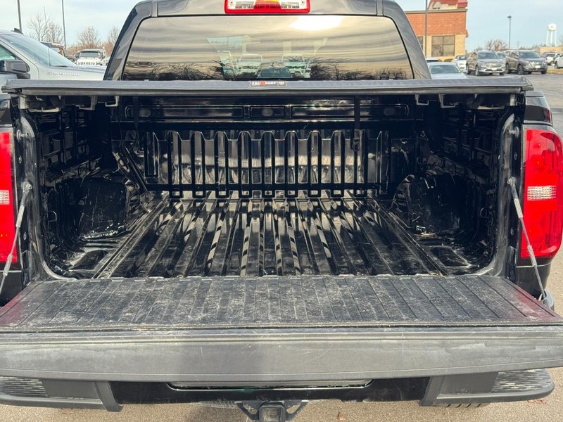 Chevrolet Colorado Vehicle Image 04
