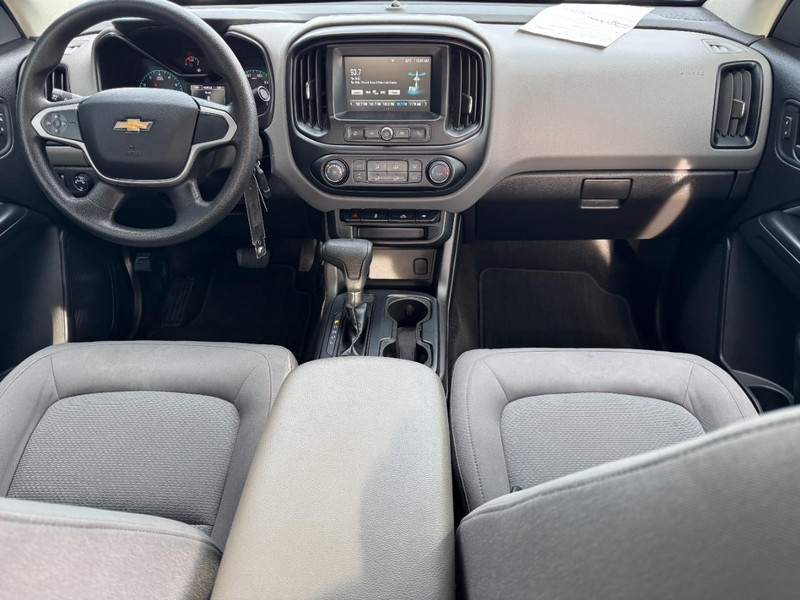 Chevrolet Colorado Vehicle Image 11