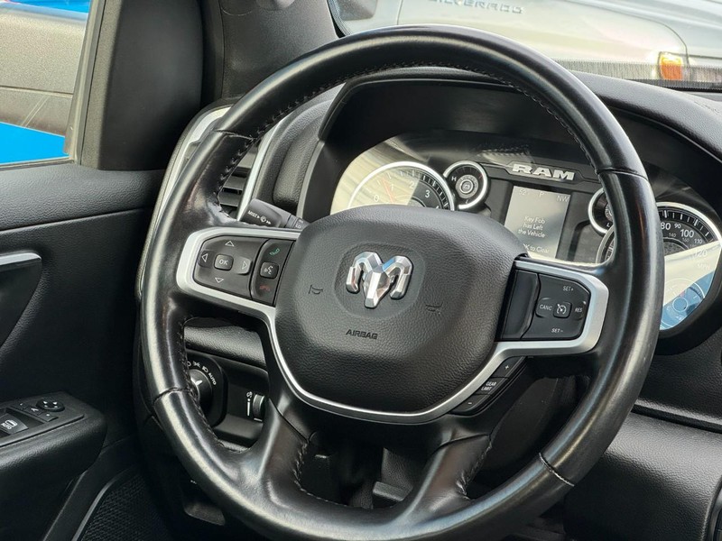 Ram 1500 Vehicle Image 12