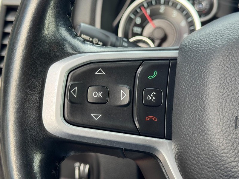 Ram 1500 Vehicle Image 18