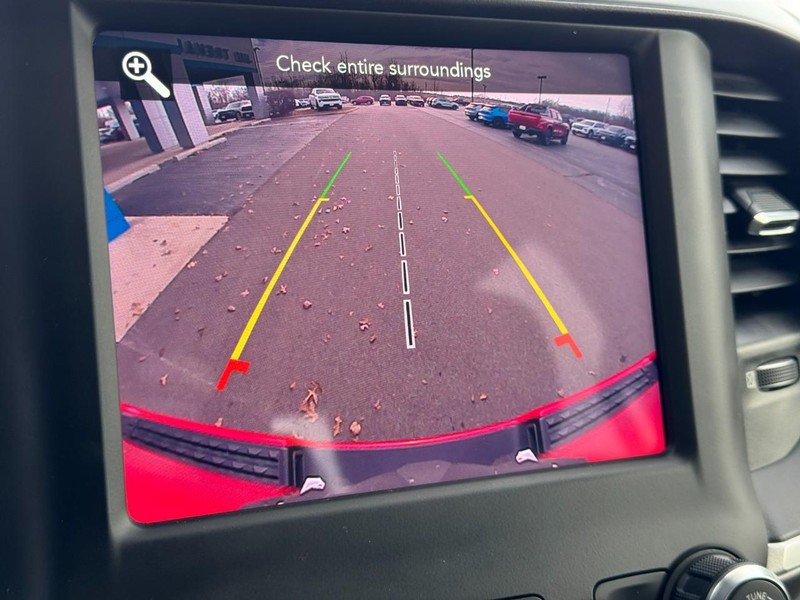 Ram 1500 Vehicle Image 23