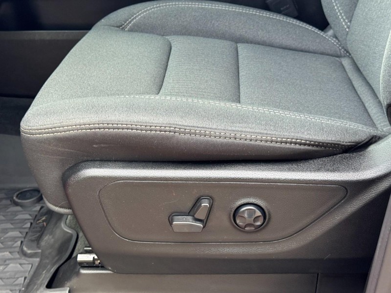 Ram 1500 Vehicle Image 25