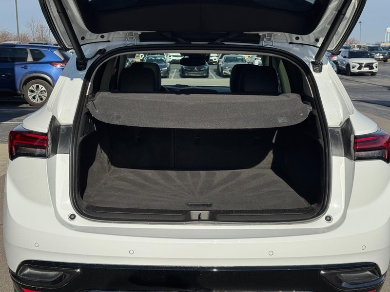 Buick Envision Vehicle Image 04