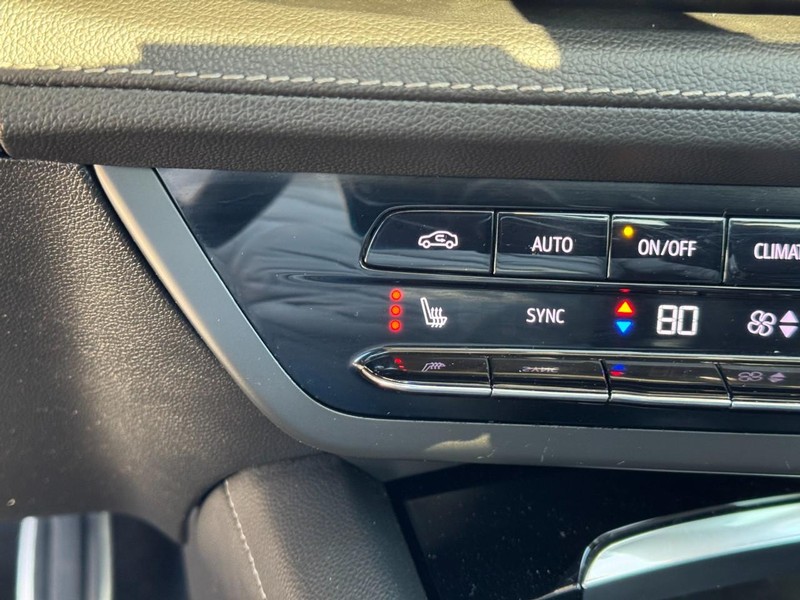 Buick Envision Vehicle Image 22