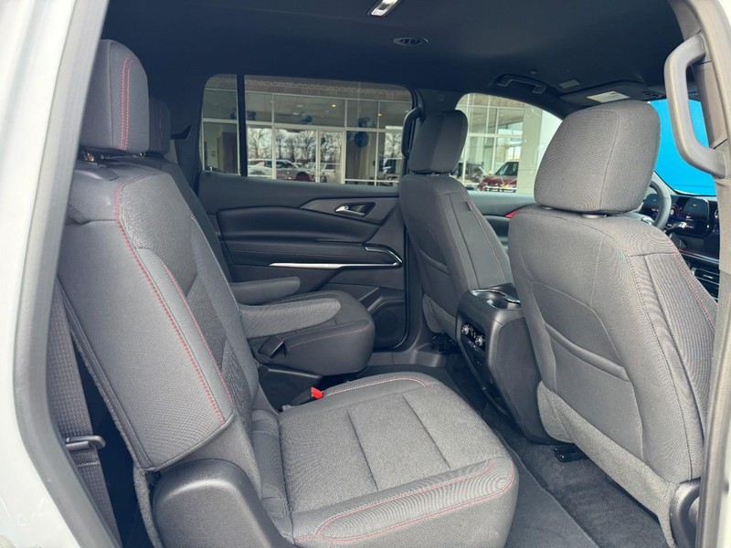 Chevrolet Traverse Vehicle Image 10