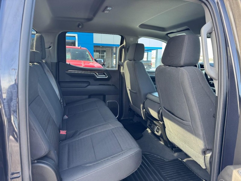 Chevrolet Silverado 1500 Vehicle Image 11