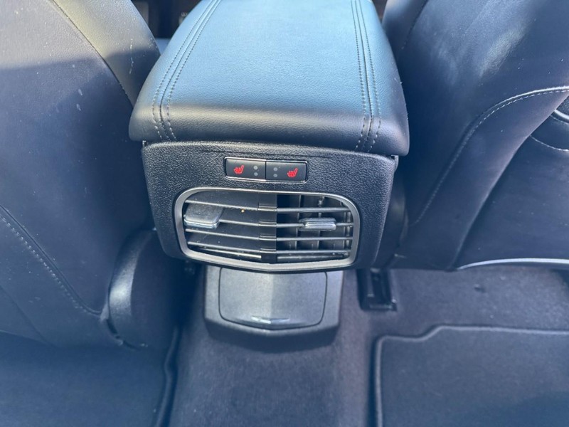 Lincoln MKZ Vehicle Image 17