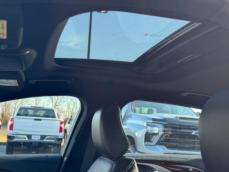 Lincoln MKZ Vehicle Image 27