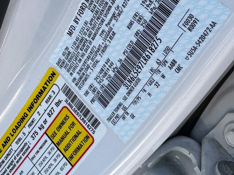 Lincoln MKZ Vehicle Image 29