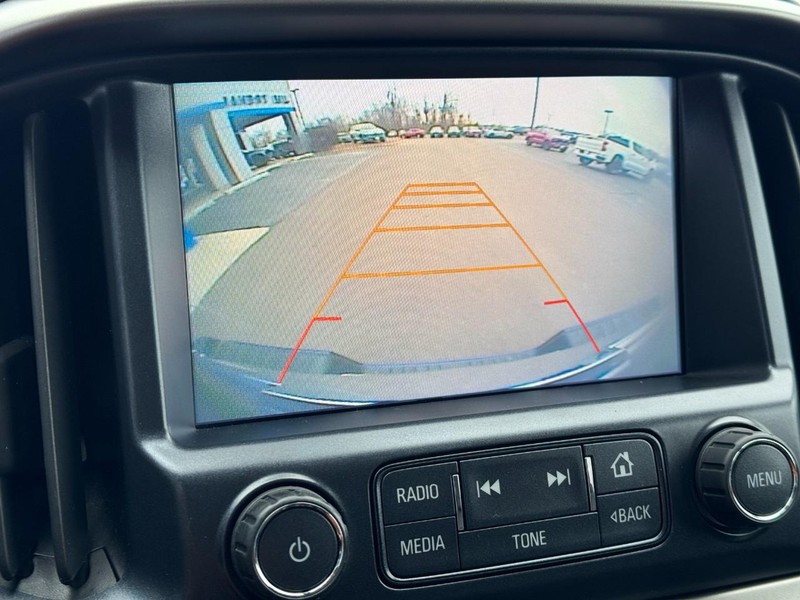 Chevrolet Colorado Vehicle Full-screen Gallery Image 20