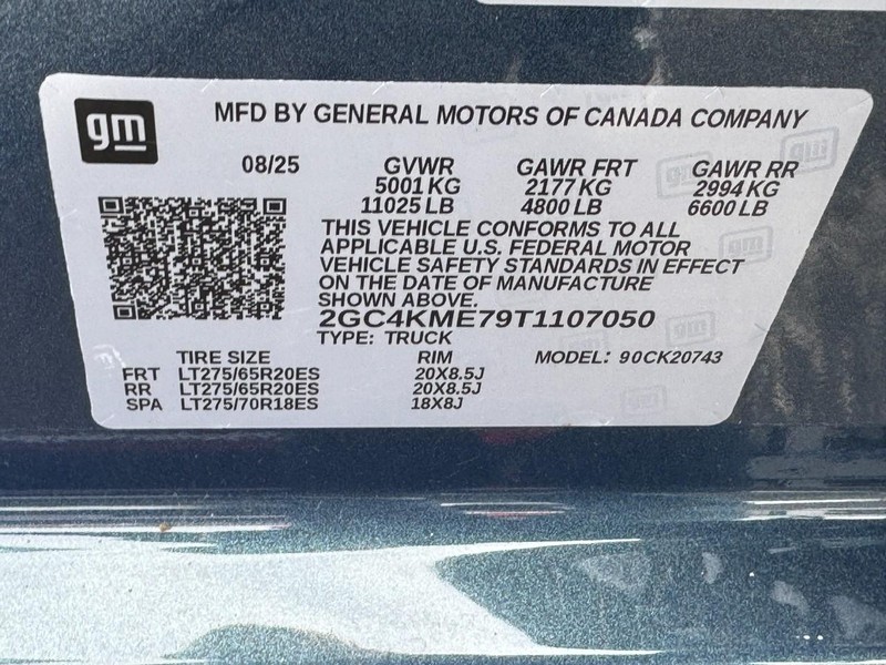 Chevrolet Silverado 2500HD Vehicle Image 17