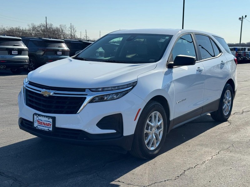 Chevrolet Equinox Vehicle Full-screen Gallery Image 08