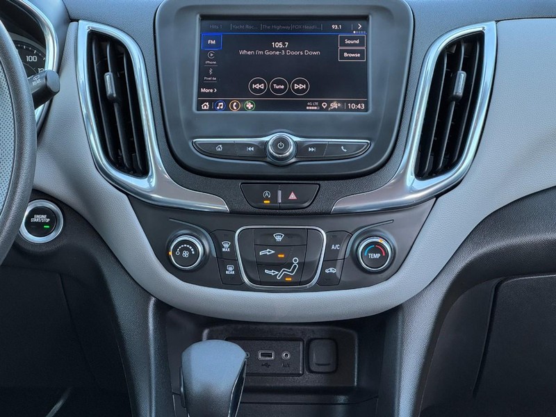Chevrolet Equinox Vehicle Full-screen Gallery Image 13