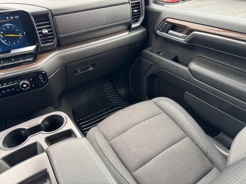 Chevrolet Silverado 1500 Vehicle Image 15