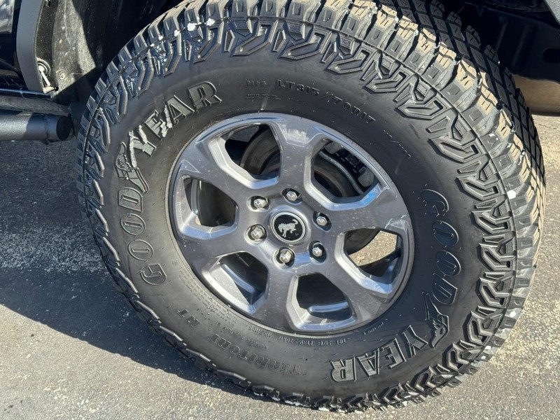 Ford Bronco Vehicle Image 07