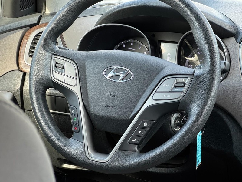 Hyundai Santa Fe Sport Vehicle Image 12