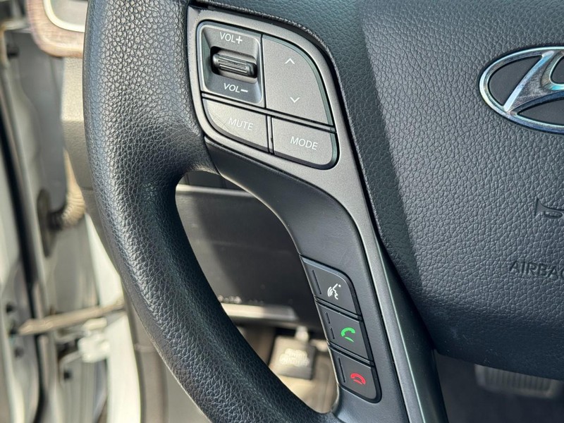 Hyundai Santa Fe Sport Vehicle Image 17