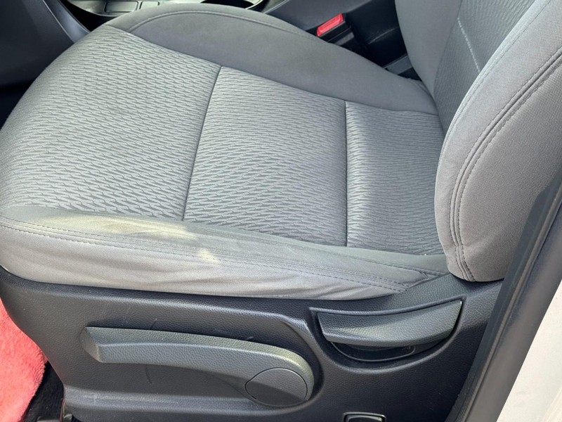 Hyundai Santa Fe Sport Vehicle Image 22