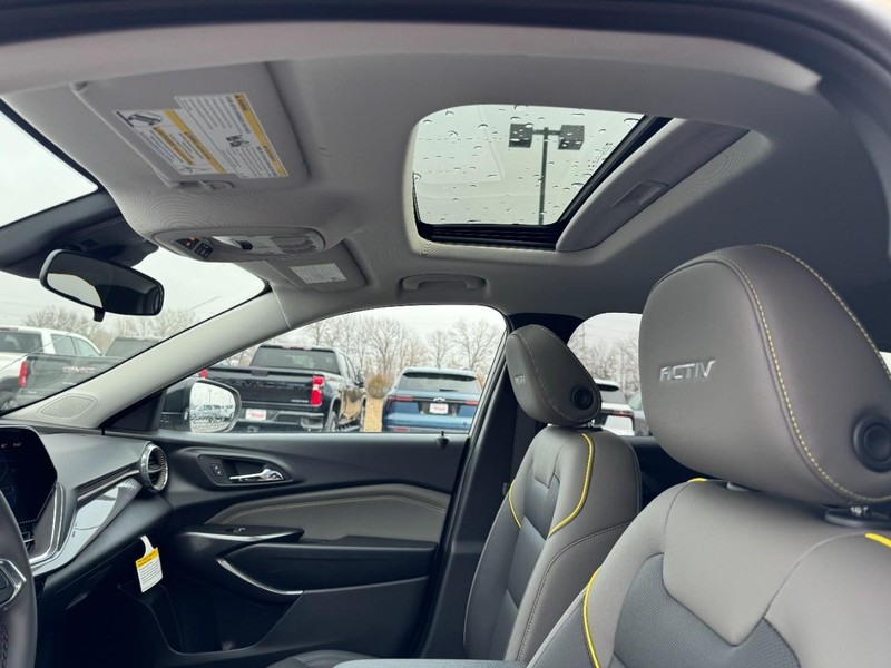 Chevrolet Trax Vehicle Image 10