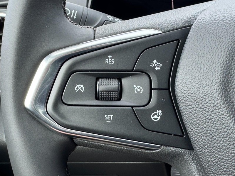 Chevrolet Trax Vehicle Image 14