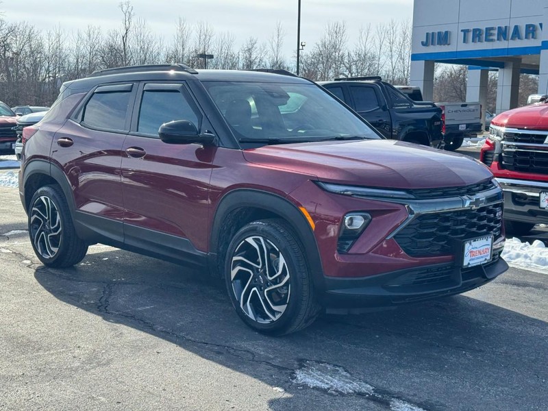 Chevrolet TrailBlazer Vehicle Image 02