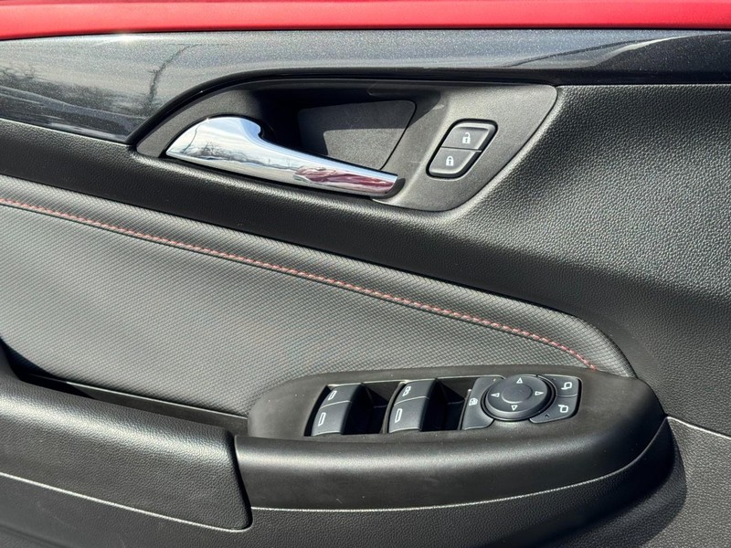 Chevrolet TrailBlazer Vehicle Image 23