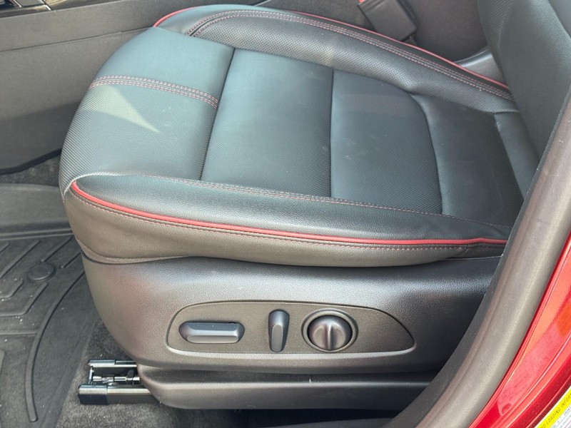 Chevrolet TrailBlazer Vehicle Image 24