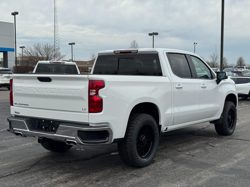 Chevrolet Silverado 1500 Vehicle Image 03