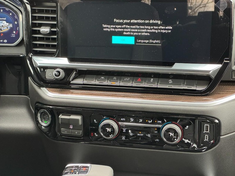 Chevrolet Silverado 1500 Vehicle Image 08